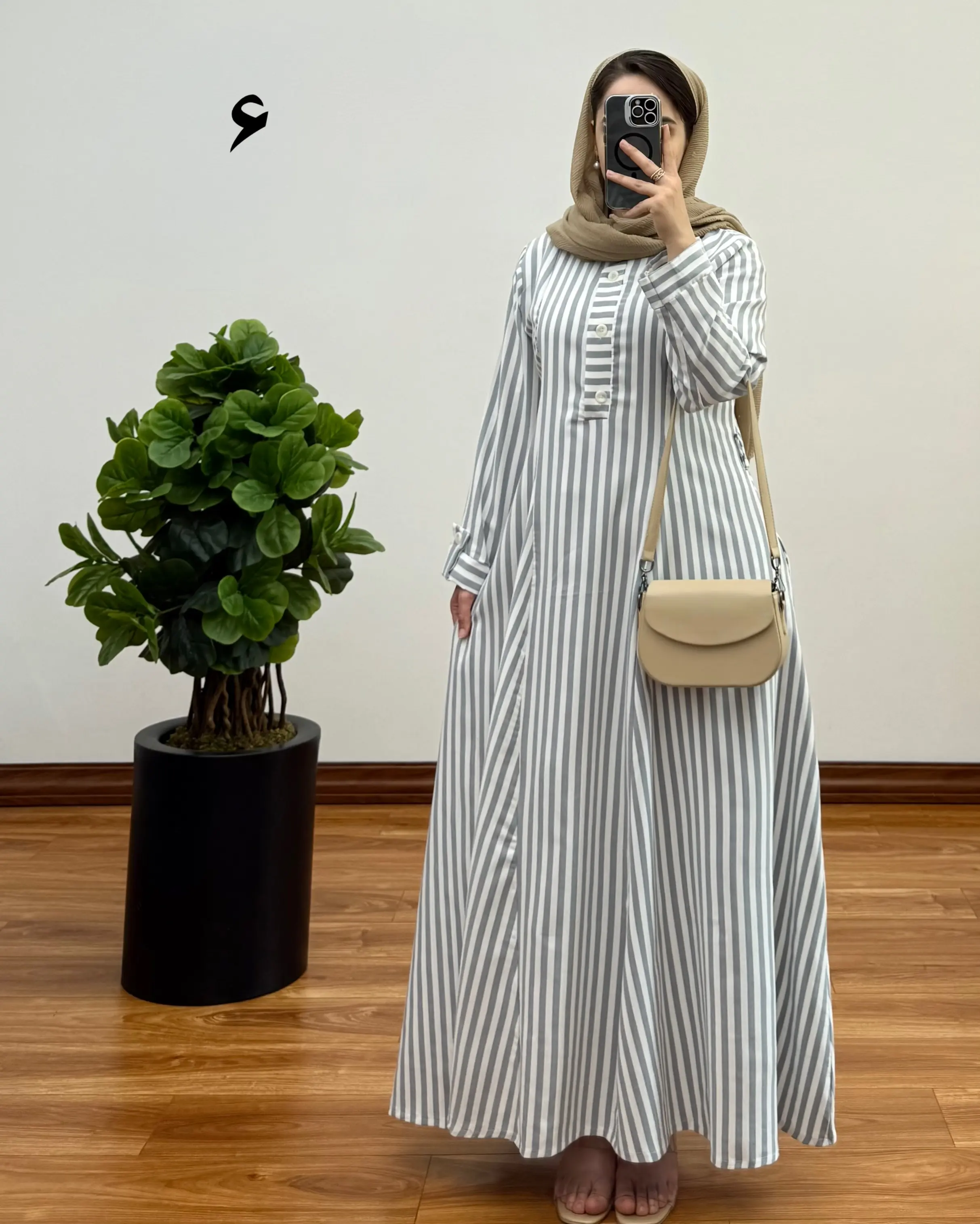 مانتو ایتالیایی پناه